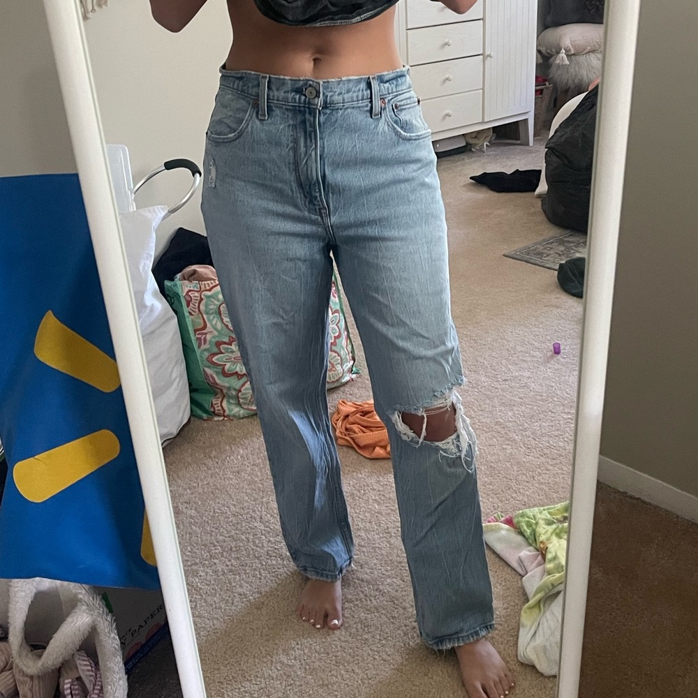 Abercrombie 90s Straight Ultra High Rise jeans
